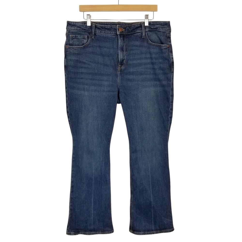 Old Navy Women's Extra High Rise Flare Leg Jeans Size 16